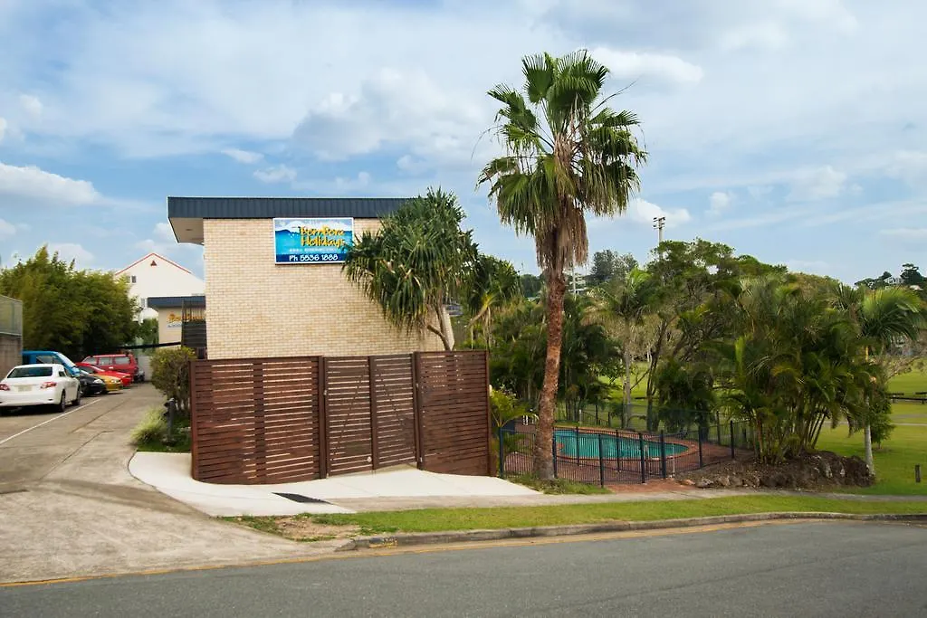 Bombora Resort - Coolangatta 3*,  Australia