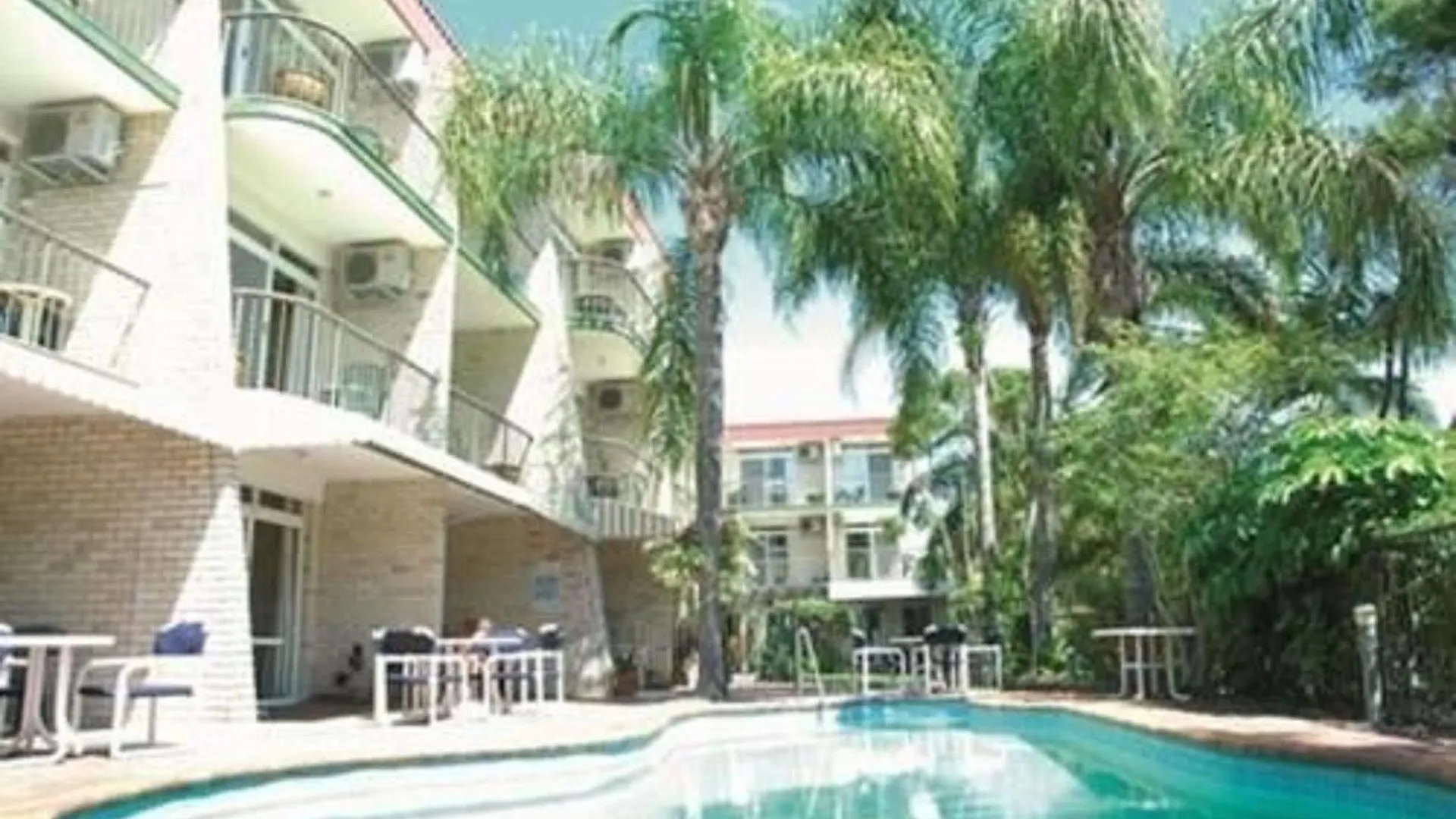 Motel Bombora Resort - Coolangatta